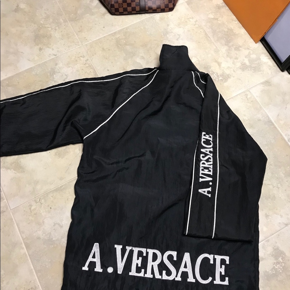 100% AUTHENTIC VINTAGE GIANNI VERSACE WINDBREAKER